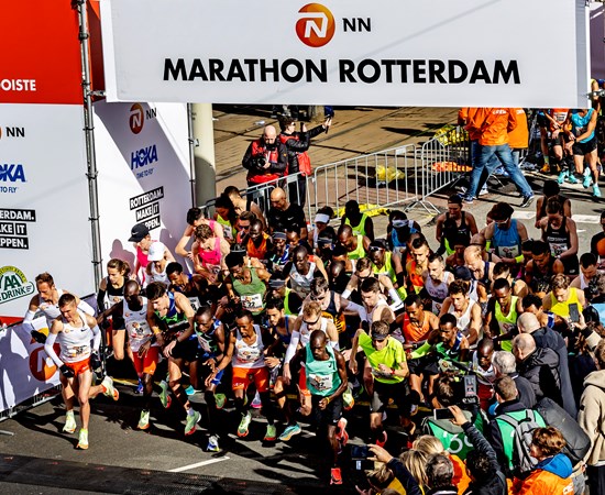 Bashir Abdi en Abdi Nageeye krijgen sterke concurrentie in 42ste NN Marathon Rotterdam